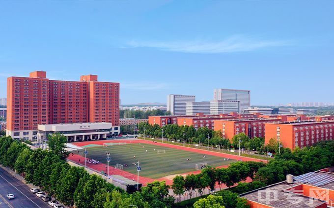 中原科技学院-全景