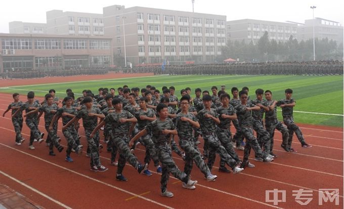 郑州体育职业学院-新生军训