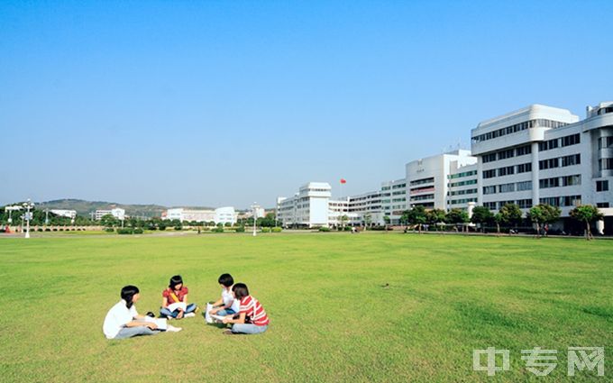 韶关学院-校园一景